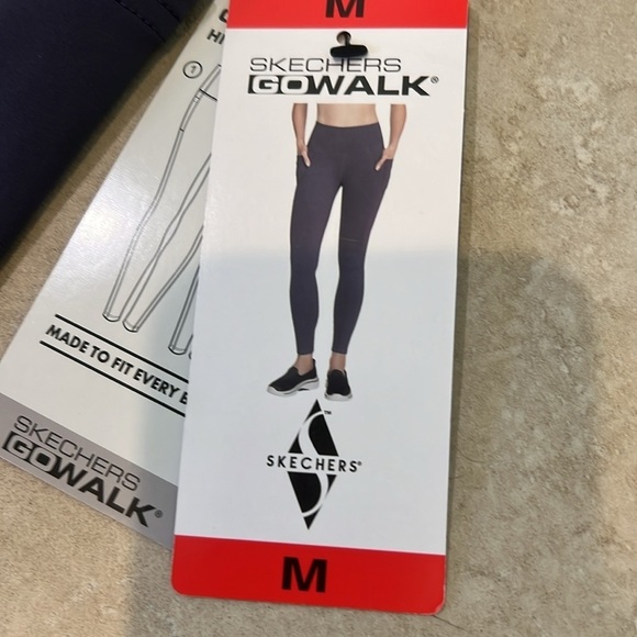 NWT Skechers Women's Go Walk High Waisted Purple Leggings Side Pockets Sz Medium - Picture 3 of 7